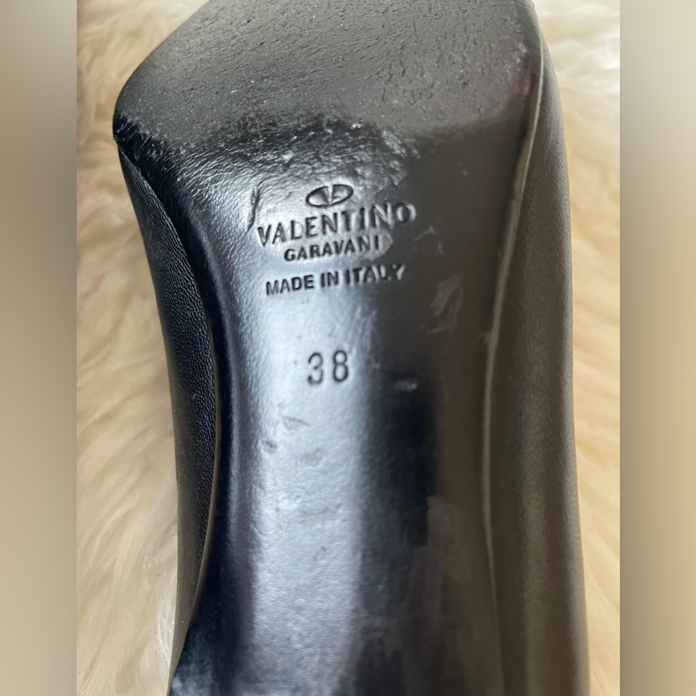 Vintage Valentino Kitten Heels - Picture 4 of 6